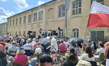Koncert Ferajny z Hoovera na terenie Muzeum Żołnierzy Wyklętych i Więźniów Politycznych PRL.