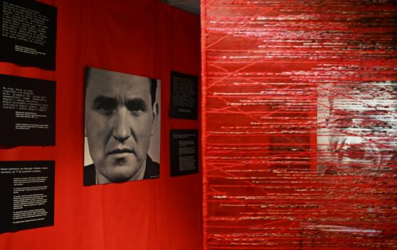 „Metodą katyńską…”. Wystawa o katach i egzekucjach w więzieniu mokotowskim