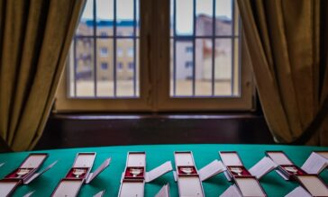 Podczas uroczystości wręczone zostały Krzyże Wolności i Solidarności.